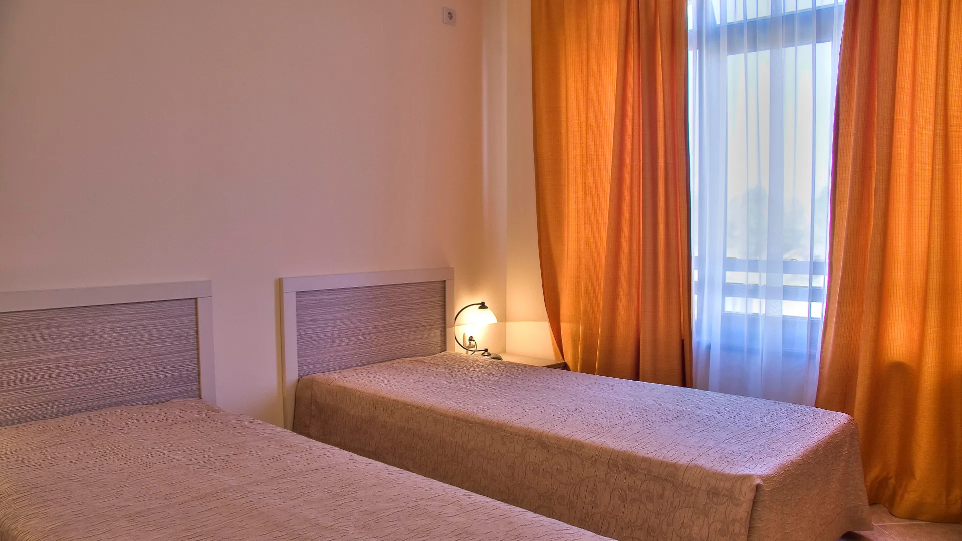 Royal Sun Holiday Complex Sunny Beach 2*,
